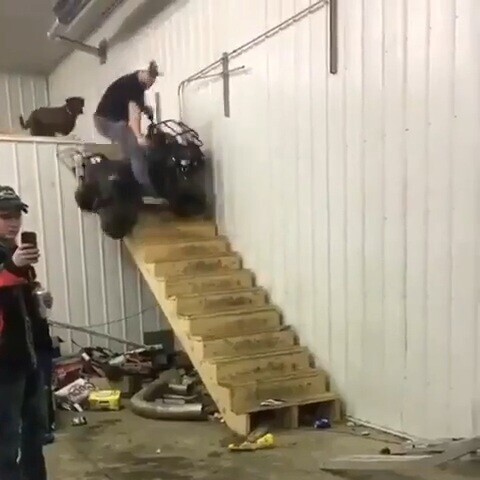 20 Photos Where People Are Currently Dropping the Ball