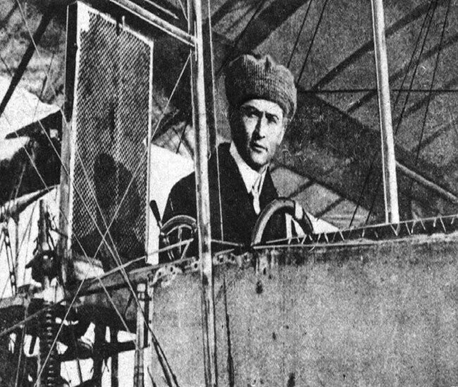 20 Historical Harry Houdini Facts You Can’t Escape