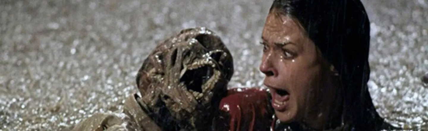 14 Behind The Scenes Facts About Our Favorite Horror Movies
