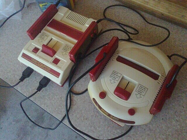 - - - - - - KITA 4 a - أ 1 - - - - - - adidas AL . / - FIMILYCOMPUTER FAMILY GAME