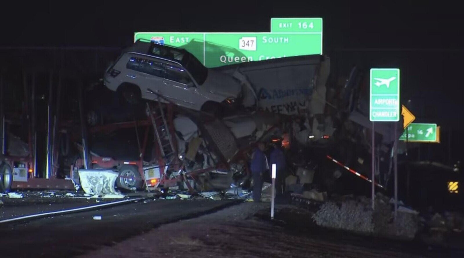 EXIT 164 EAST SOUTH 347 Queen a AIRPORT CHANDEER at 16 copa 