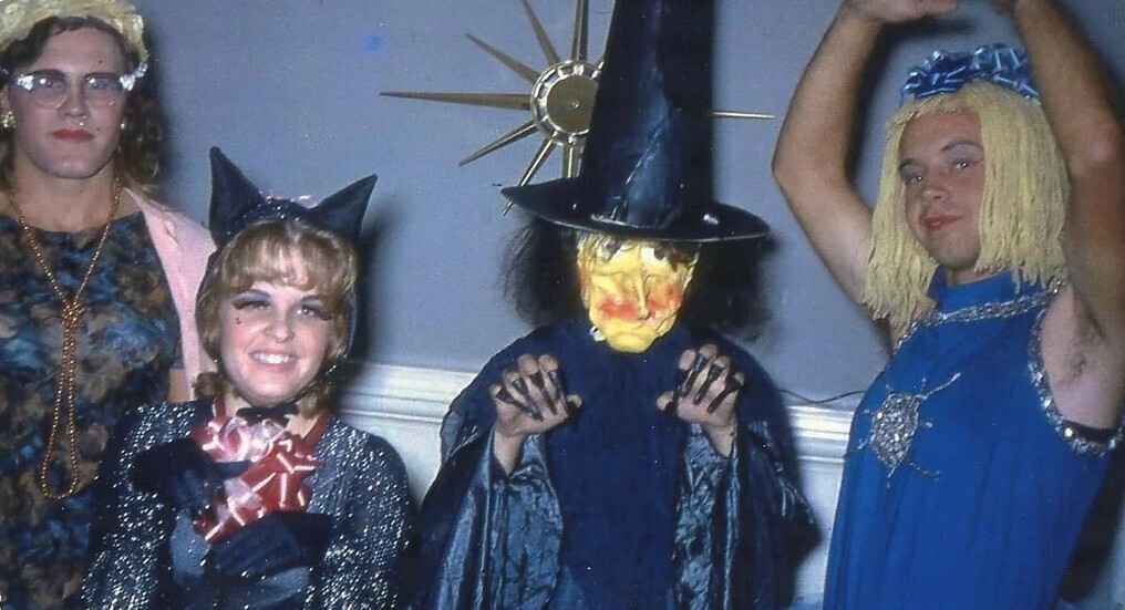 20 Old Photos Reminding You the Internet Never Forgets