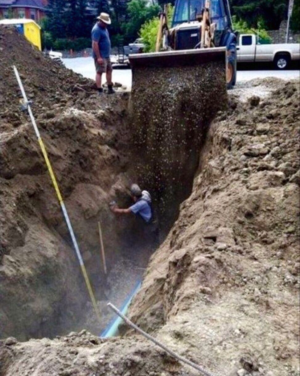 20 Photos Where People Are Currently Dropping the Ball