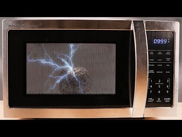 Things People Know Are Stupid & Do Anyway