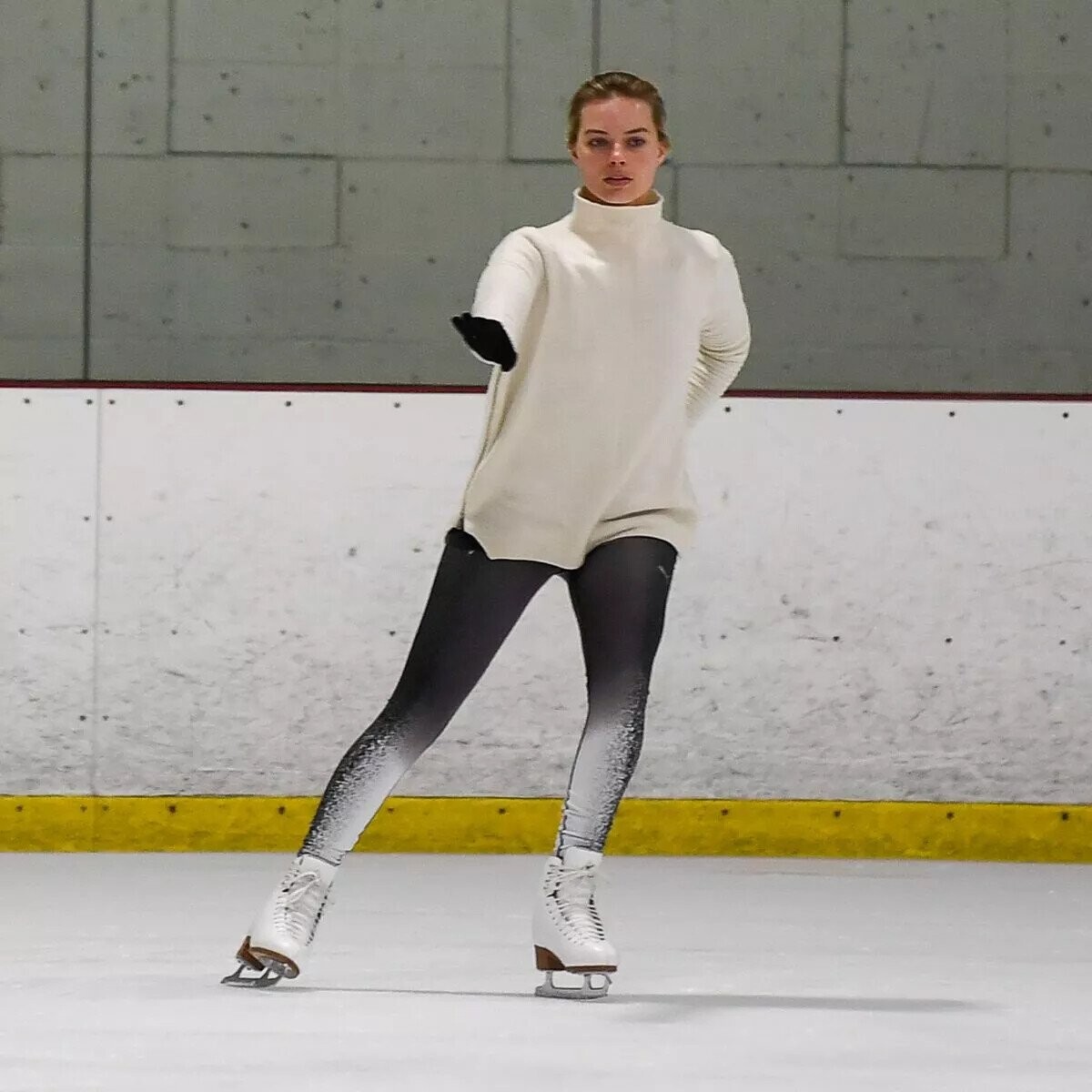 21 Actors Who Learned Weird Skills For Roles