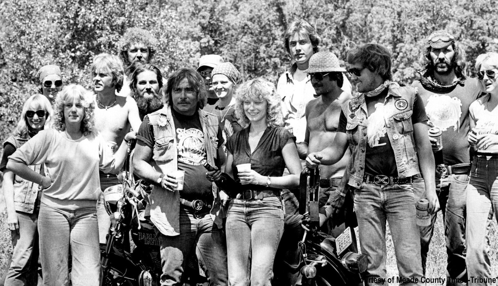 I'm Cocard HARLE DAVID 68-625 rtesy of Meade County Trimoe-Tribune