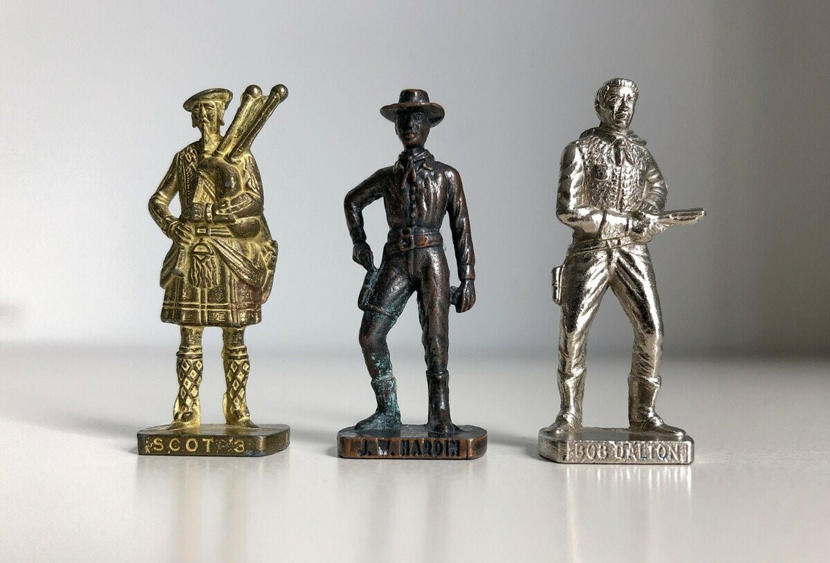 Gimmick Products That Somehow Became Collectibles