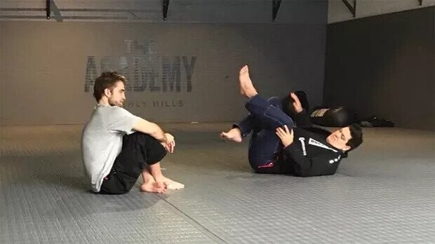 21 Actors Who Learned Weird Skills For Roles