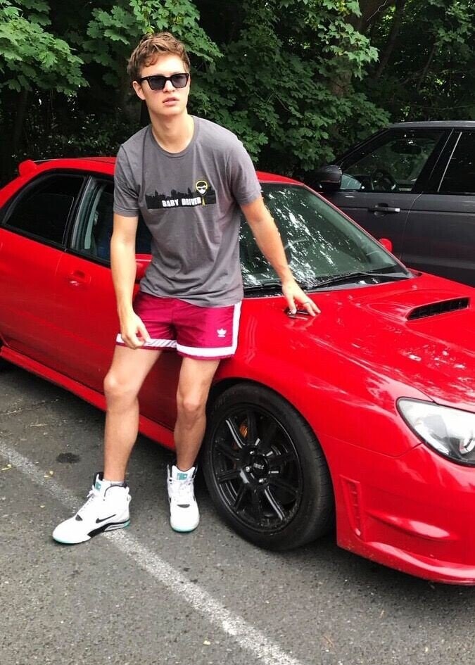 21 Actors Who Learned Weird Skills For Roles