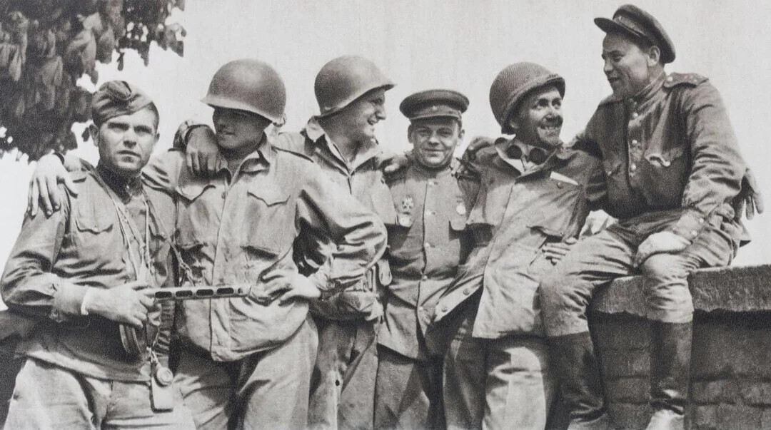 Historical Photos That Look Like They're Slow Motion