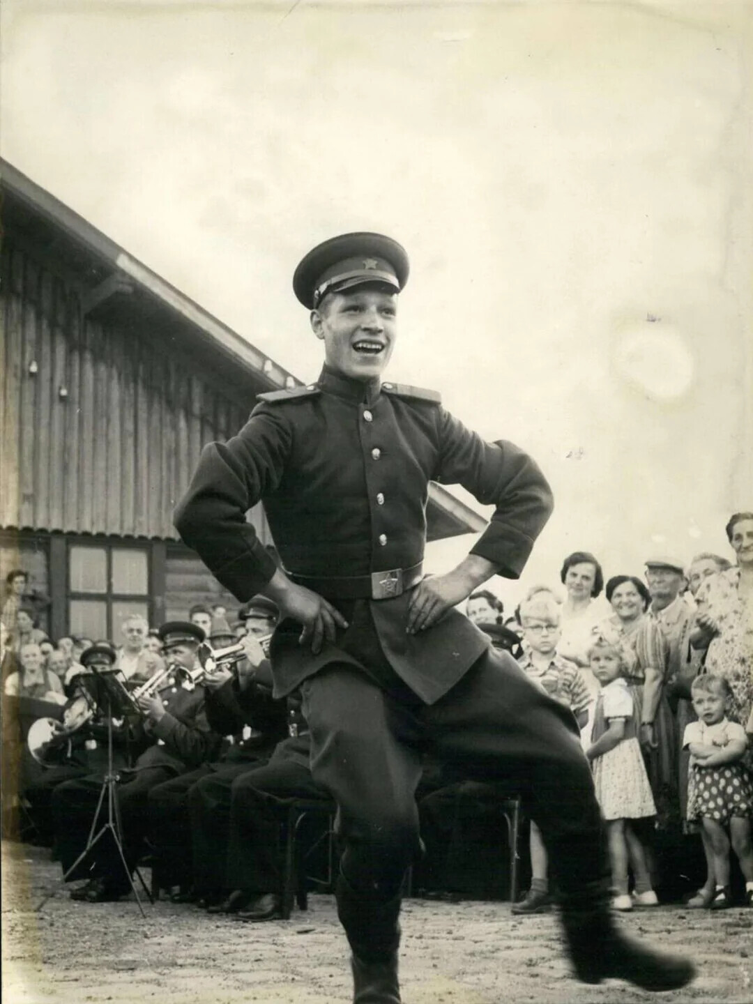 Historical Photos That Look Like They're Slow Motion