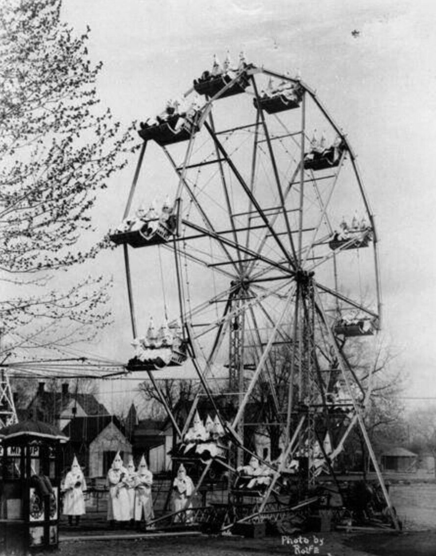 Vintage Carnival Rides Where Safety Was Just Optional
