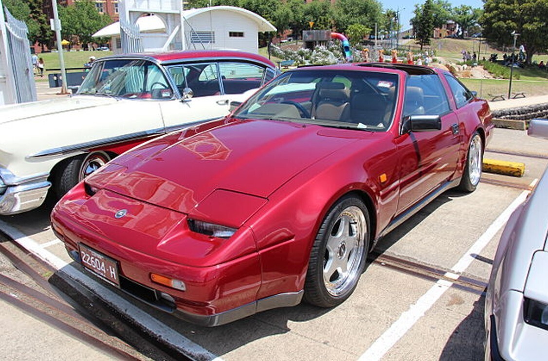 20 Photos Admiring the 1980s' Prettiest Cars