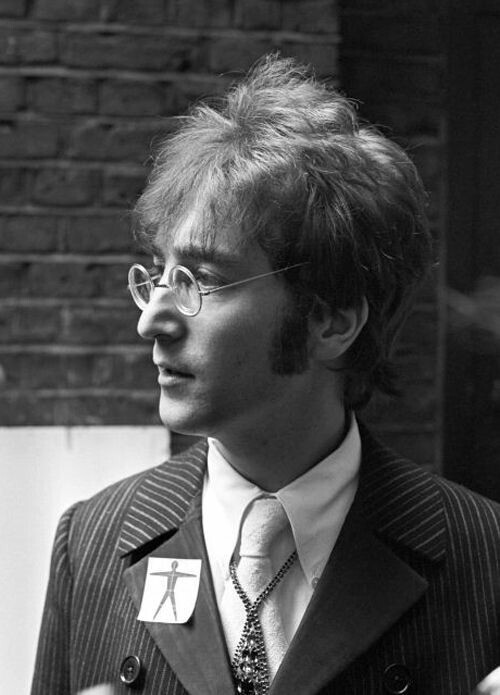 Photos Showing Every Single Beatles Hair Style