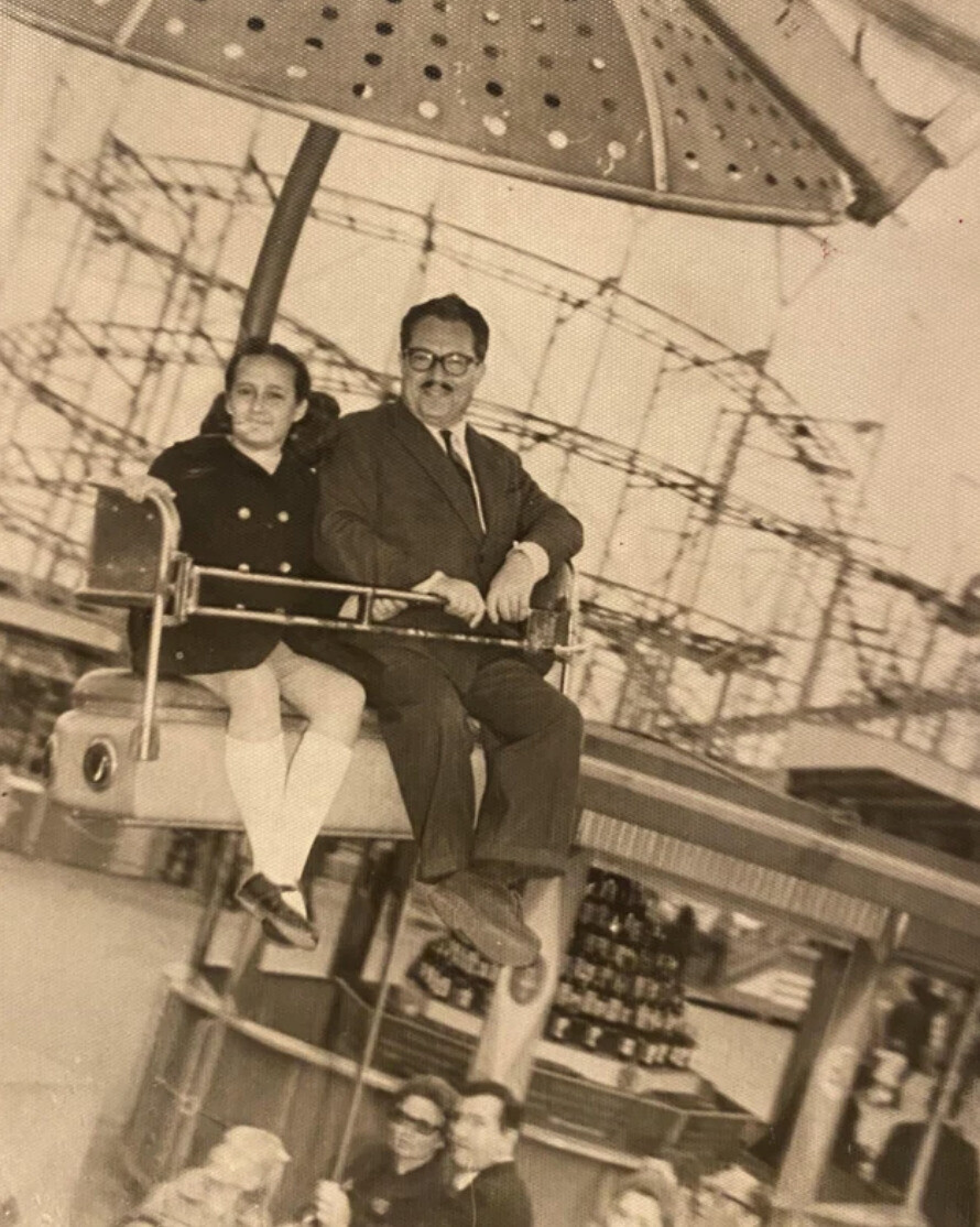 Vintage Carnival Rides Where Safety Was Just Optional