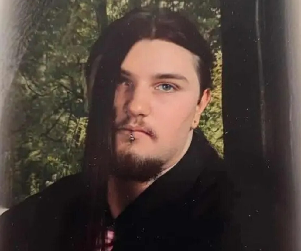 13 Photos People Might Wish They Never Posted