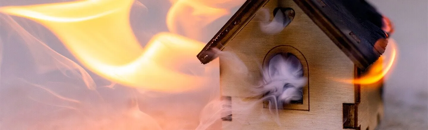 28 of the Dumbest Ways People Accidentally Started Fires