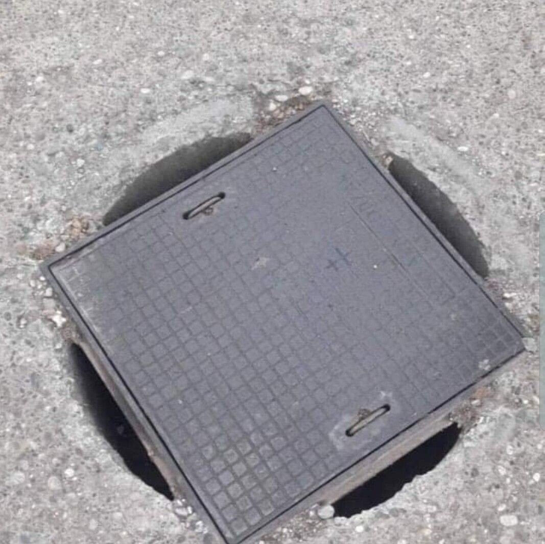 Photos Where Nobody Stopped for a Moment to Think