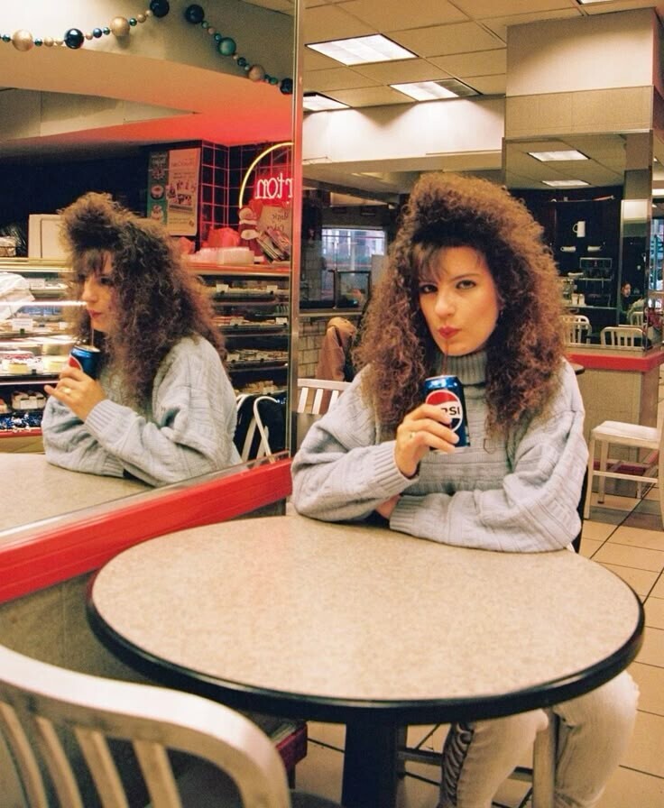 What Going to the Mall Looked Like on an '80s Weekend
