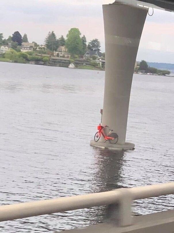 20 People Who Aren't Getting Their Life Deposit Back