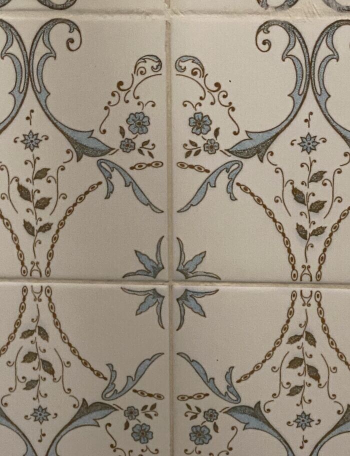 Tricky Pics That Aren't as They Appear at First Glance