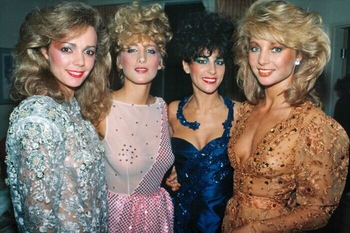 What it Looked Like to Party Before the Smart Phones