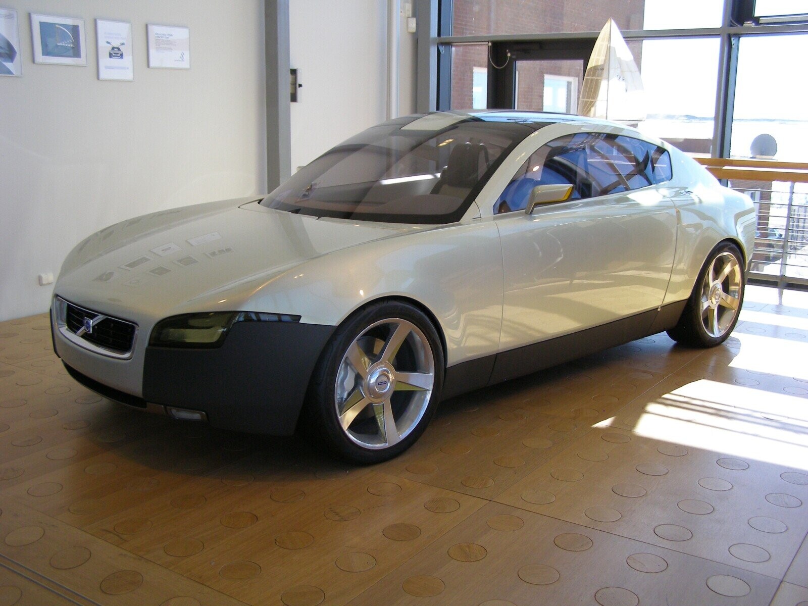 Futuristic Concept Cars Too Advanced for Their Day