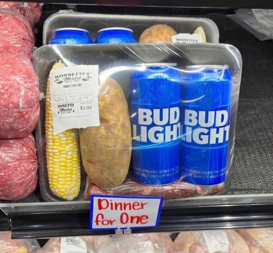 MONNETTE S MONNETTES Mix 2000 off R FOR ONE Tel 40-07 Tatal Pres ONNETTI $11.99 - SHOPPER BUD BUD LIGHLIGHT OPA DAYS BEST BREWED BARLEY USING MALE THE IL P mg JEST BREWED BARLE USING Y MALT THE AND CHOC Dinner for One If