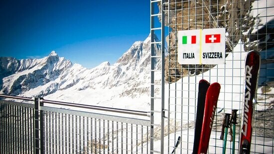 20 of the World's Most Useless Borders