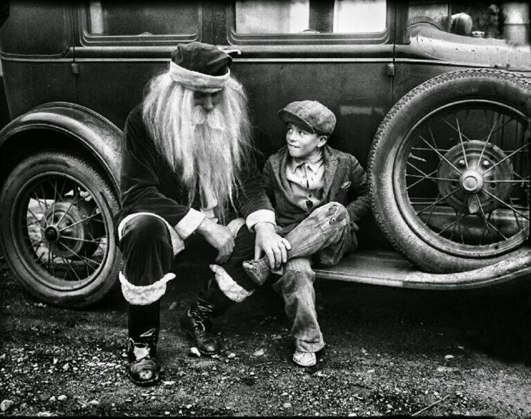 Bad Santas Who Aren't Making it Back to the North Pole