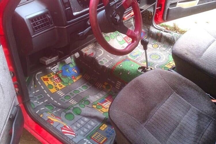 Photos Where Someone Should Just Pack it In