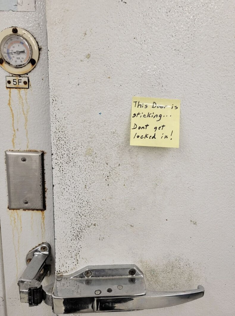 Photos Where No One Who Knew Better Showed Up