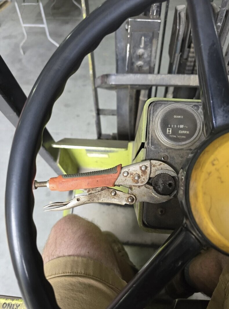 Photos Where No One Who Knew Better Showed Up