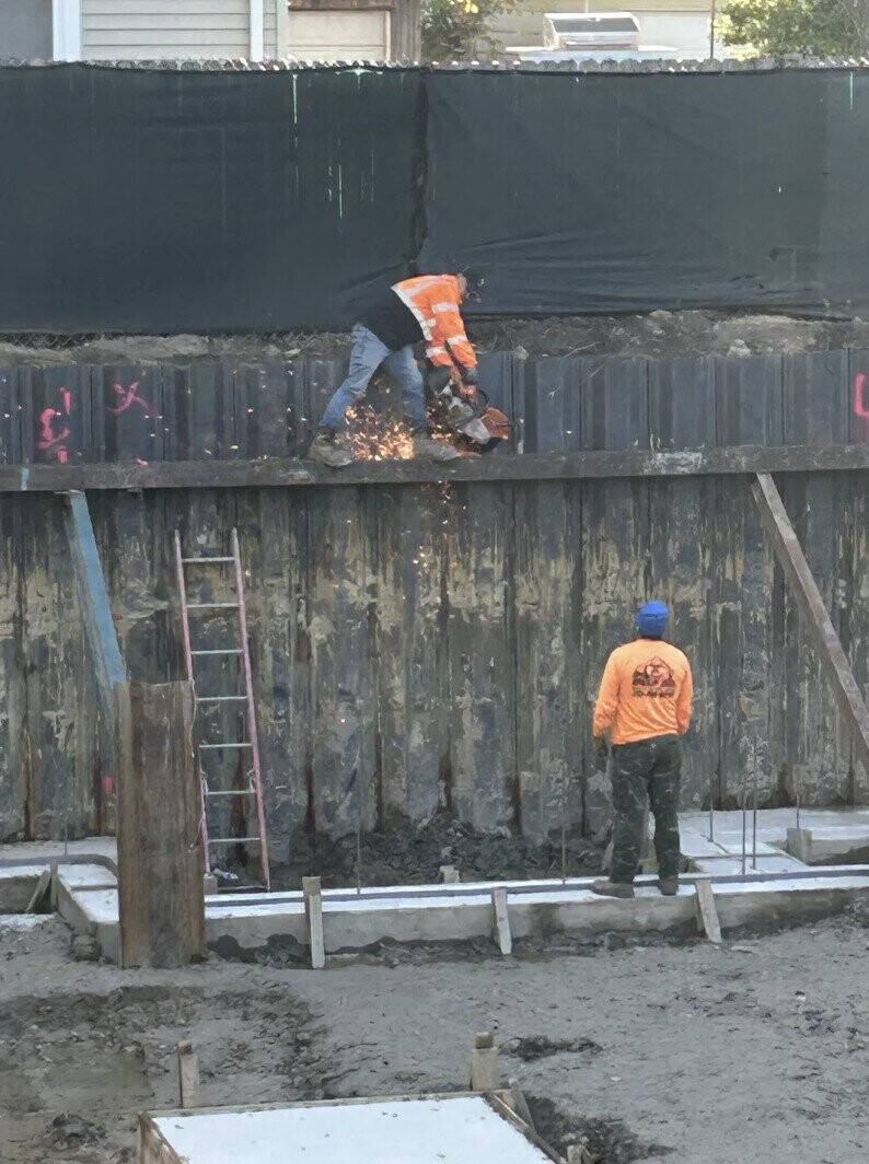 Photos Where No One Who Knew Better Showed Up