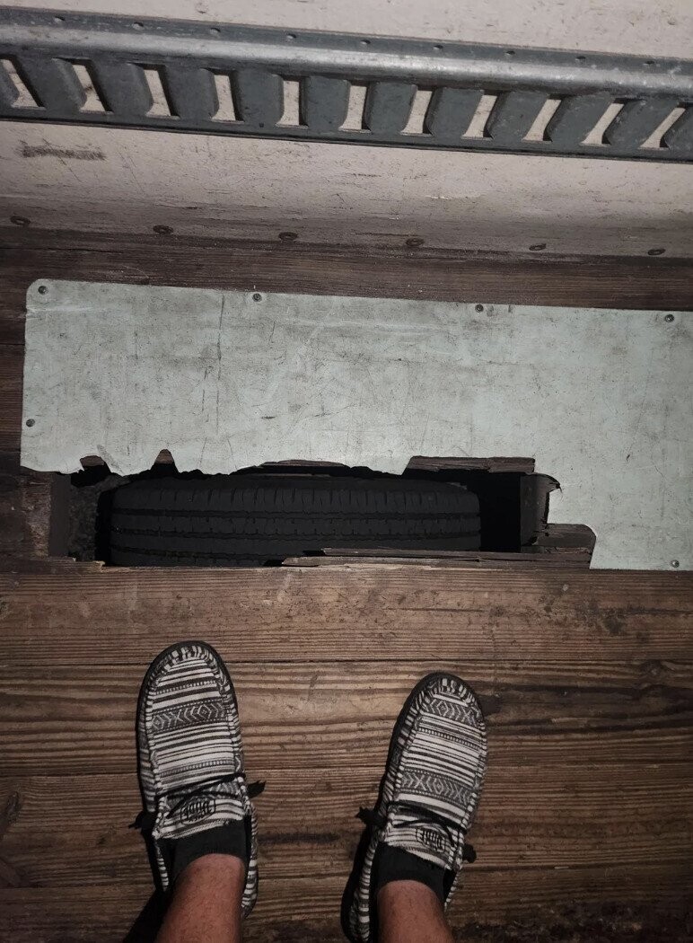 Photos Where No One Who Knew Better Showed Up