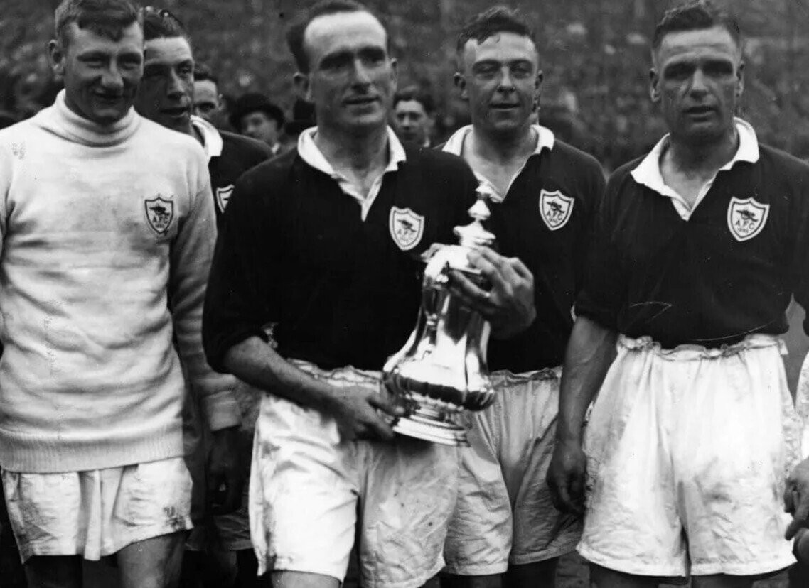 Auctions Showing Rich People Need Some Supervision