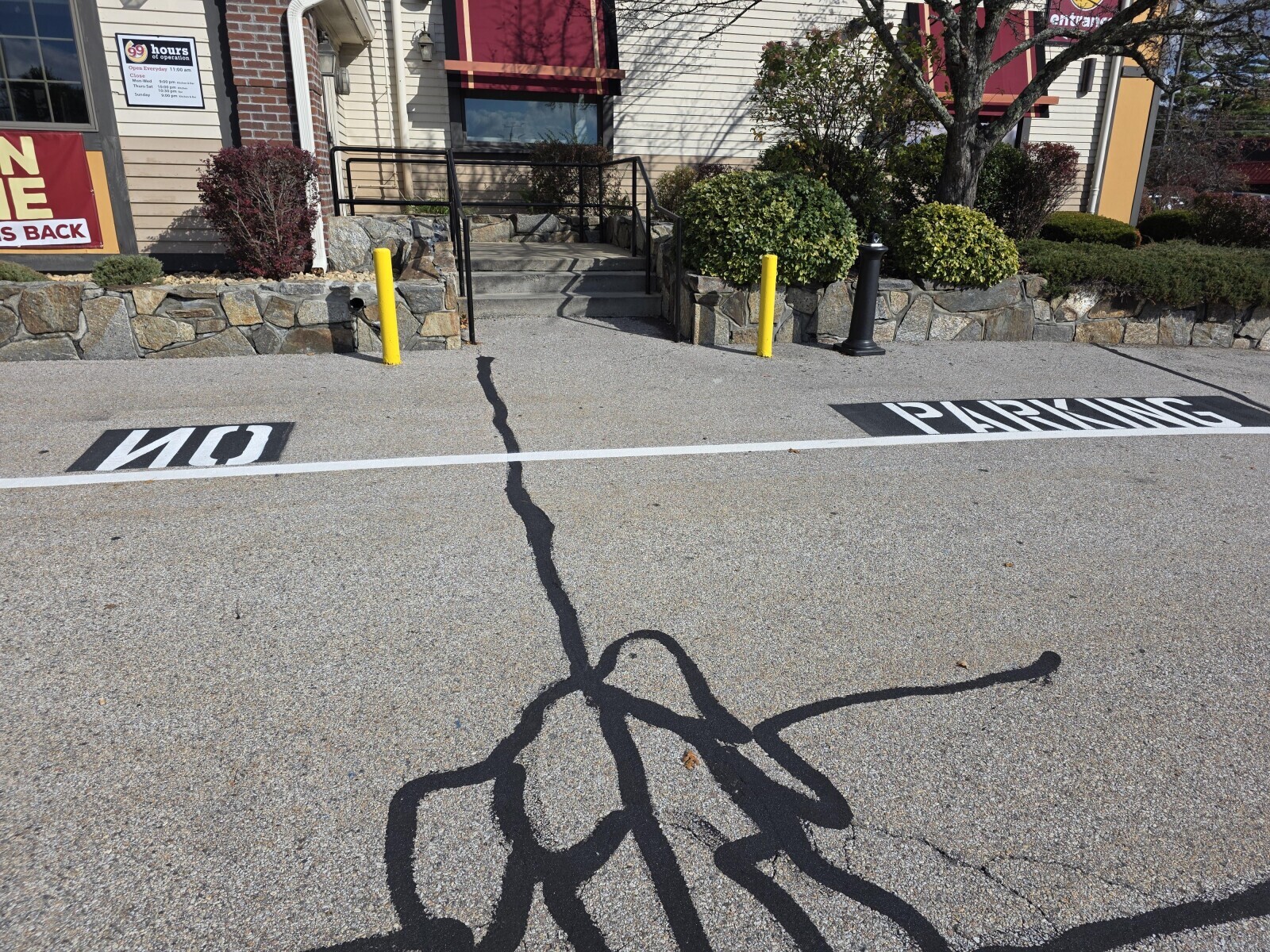 Photos Where Nobody Was Smart Enough to Finish the Job