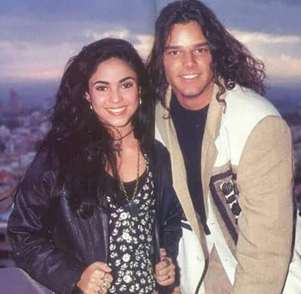 Photos of Curls Taking Over 1990s' Hollywood