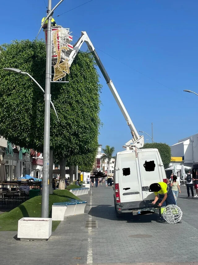 Photos from People Who Ignored All Prior Warnings