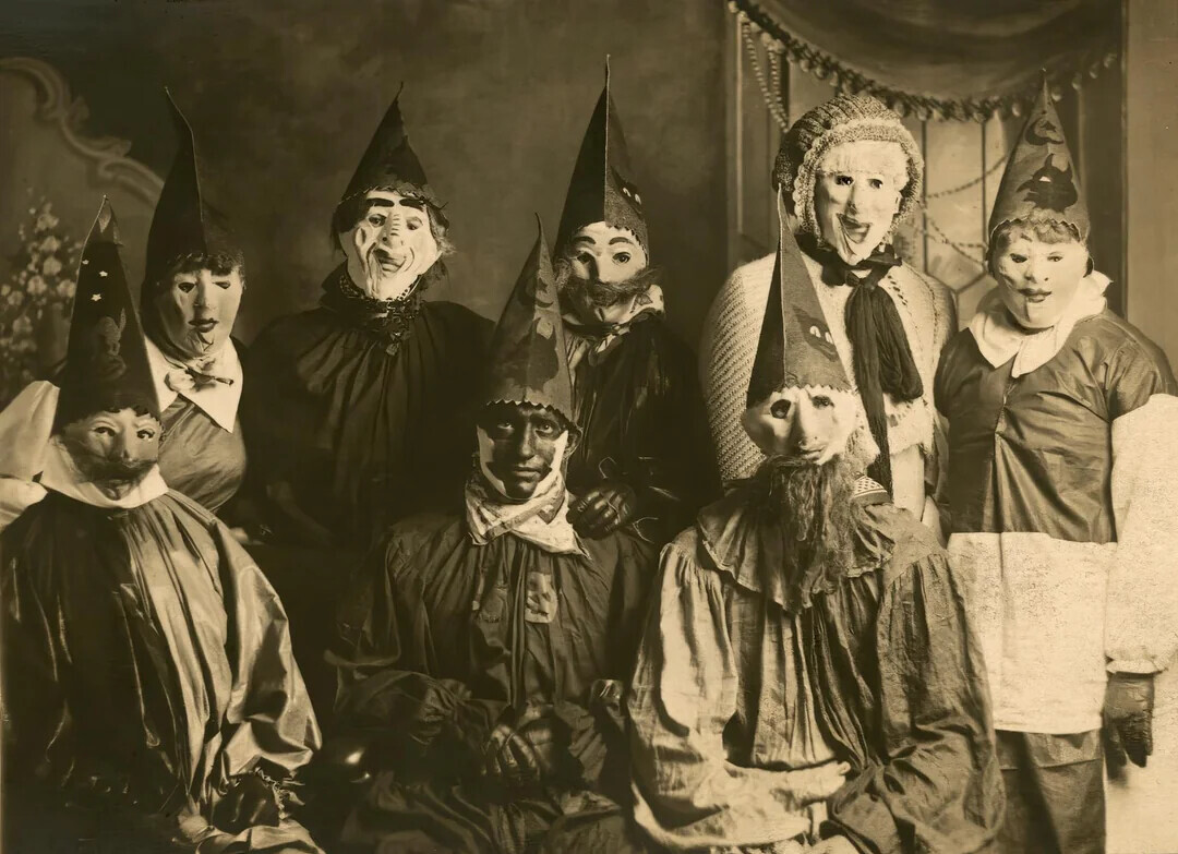 Vintage Photos That Will Make You Look Twice