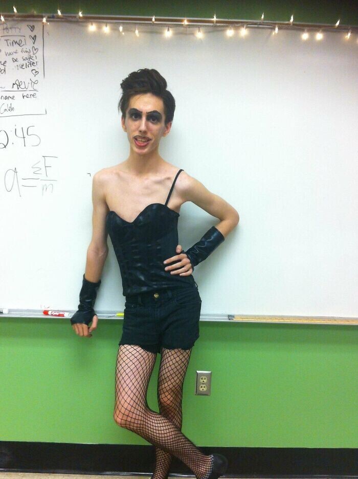 20 Photos Warning That the Internet Never Forgets