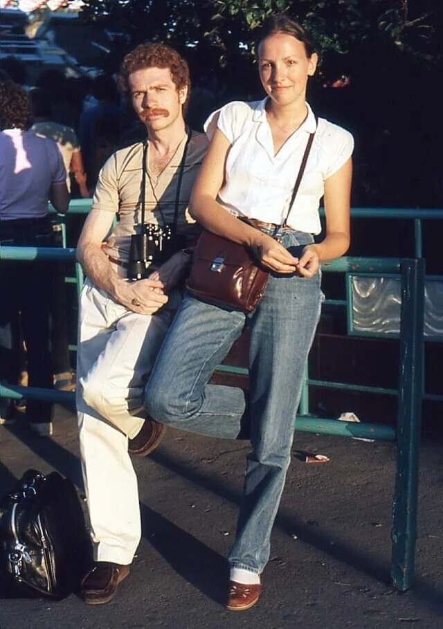 18 People in 1981 Joyously Welcoming In the 1980s | Cracked.com
