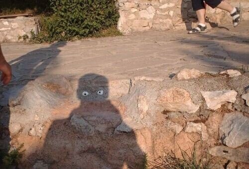 Photos That Look Normal Until You Notice Something Terrifying