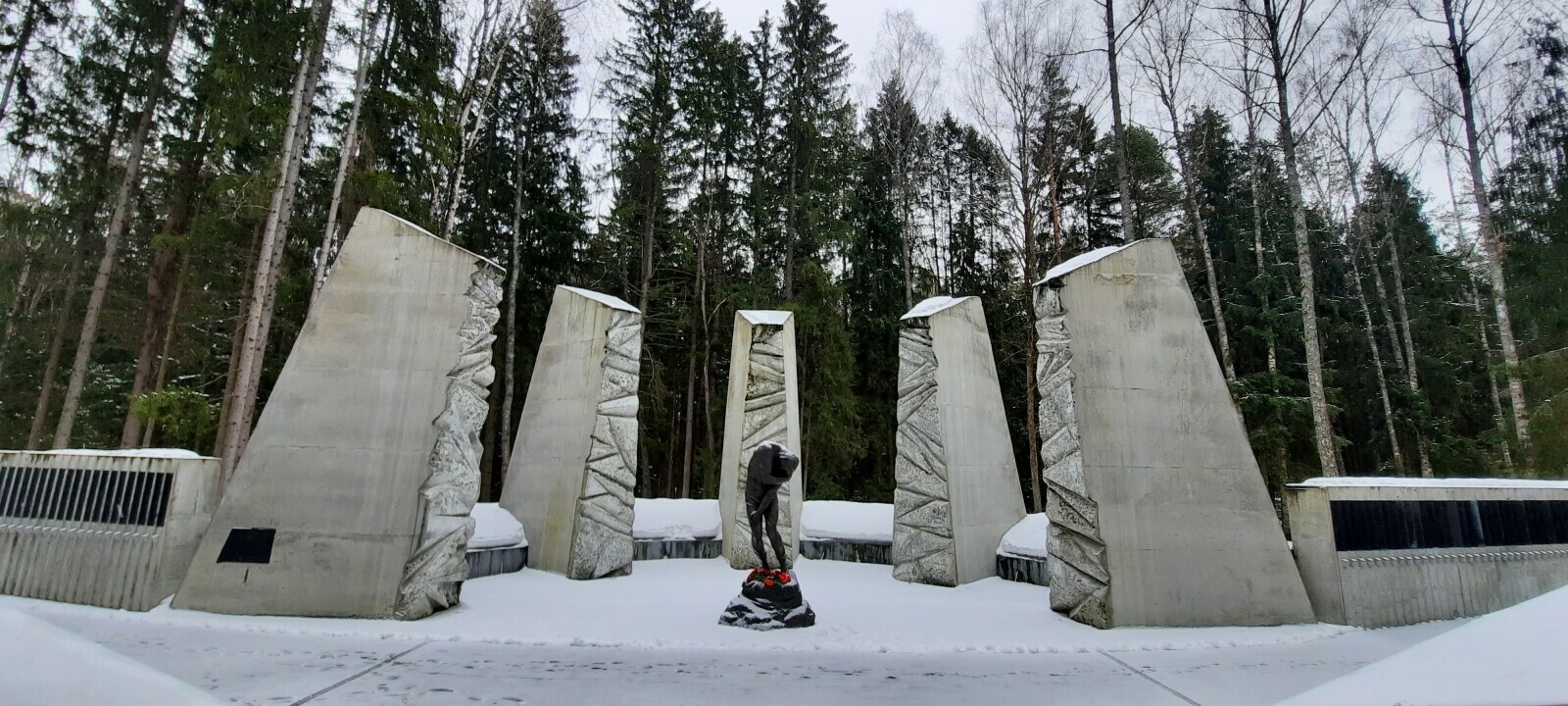 15 Uncomfortable Moments from Modern History