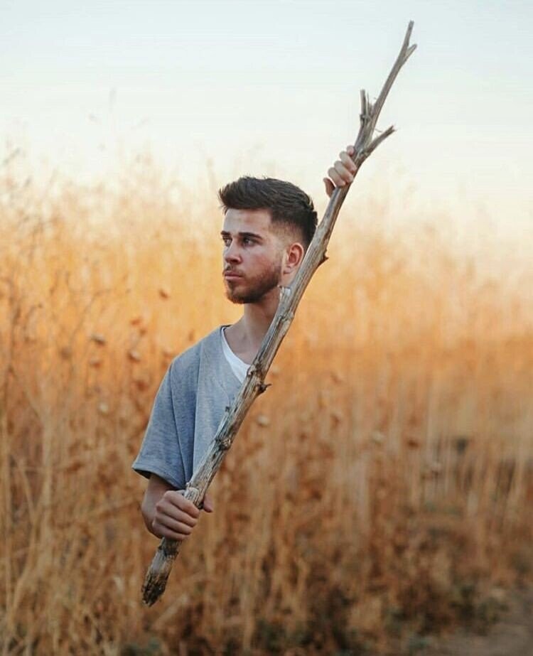 Photos That Look Normal Until You Notice Something Terrifying