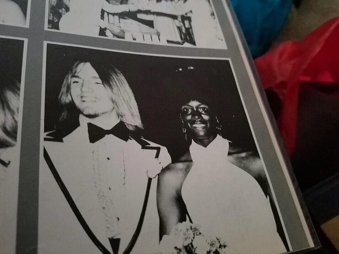 Photos of What Your First Date Looked Like in the '70s