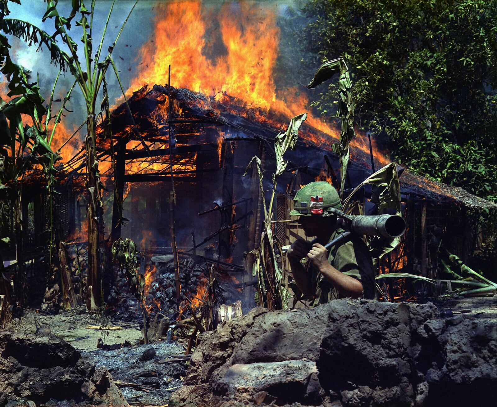 Photos That Put You in the Middle of the Vietnam War