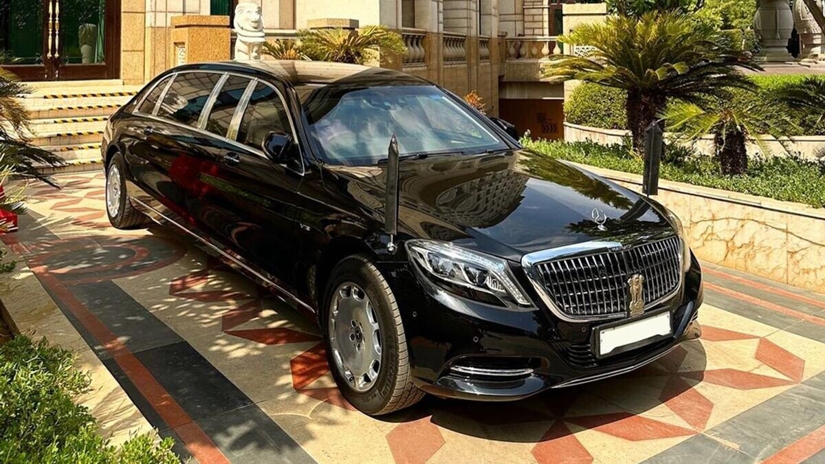 The Unique Cars Shuttling the World's Biggest VIPs