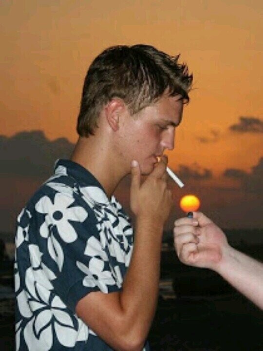 Photos That Look Normal Until You Notice Something Terrifying