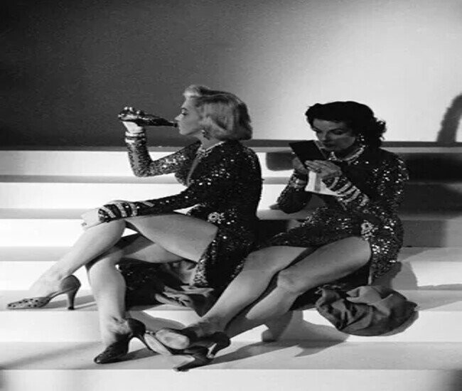 25 Vintage Tinseltown Photos To Set The Scene